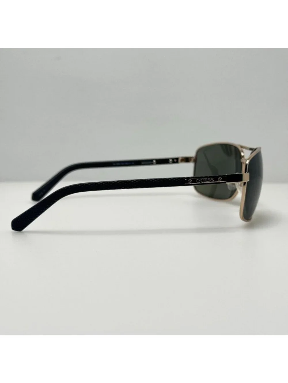Guess Sunglasses GU 6835 32N 66-16-130